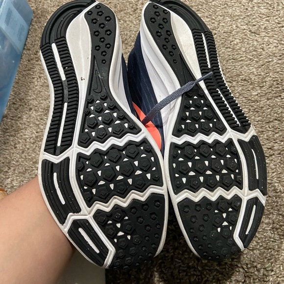 Nike Downshifter 8 - Picture 2 of 3